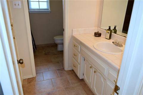 306 E Franklin St, Shawnee, OK 74804 photo 21