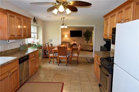 306 E Franklin St, Shawnee, OK 74804 photo 16