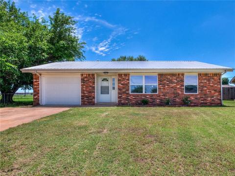 512 Eischen Ave, Okarche, OK 73762 photo 3