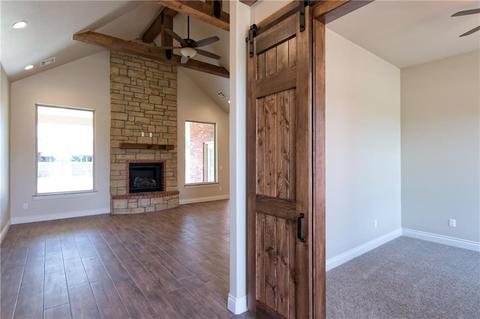 506 Cantebury Dr, Tuttle, OK 73089 photo 4