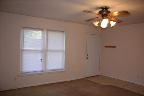 818 Denison, Norman, OK 73069 photo 2