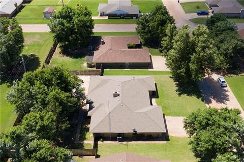 922 N Brewer Ave, Hydro, OK 73048 photo 4