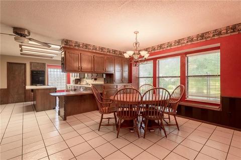 922 N Brewer Ave, Hydro, OK 73048 photo 17