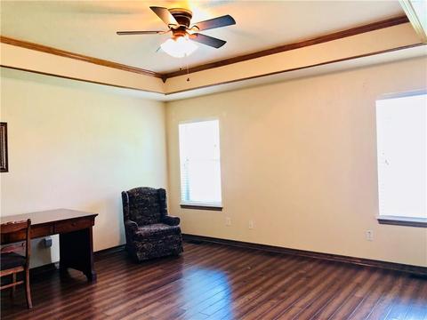 7906 Blue Spruce Ln, Tuttle, OK 73089 photo 11
