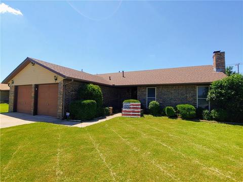2220 Galaxy Dr, Altus, OK 73521 photo 1