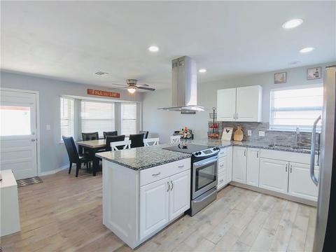 2220 Galaxy Dr, Altus, OK 73521 photo 3