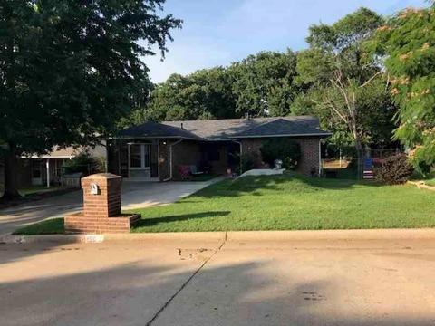 496 Harris Dr, Mcloud, OK 74851 photo 1
