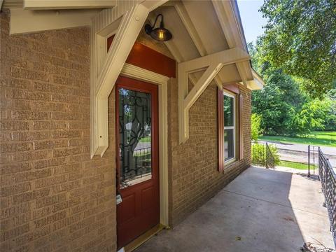 902 N Ash St, Guthrie, OK 73044 photo 3