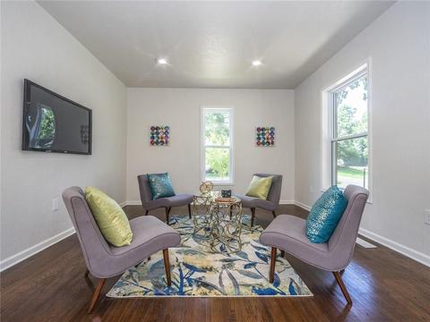 902 N Ash St, Guthrie, OK 73044 photo 4