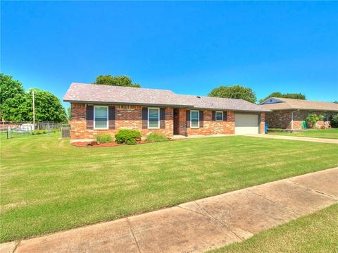 451 Echo Ln, Harrah, OK 73045 photo 2