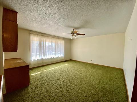 423 E 6th St, Hydro, OK 73048 photo 4