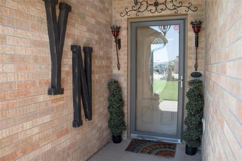 6901 Lewis Ln, Tuttle, OK 73089 photo 2