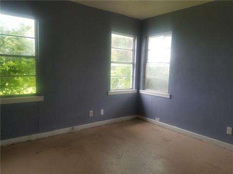 1200 N Thomas St, Altus, OK 73521 photo 7