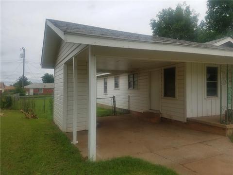 1200 N Thomas St, Altus, OK 73521 photo 3