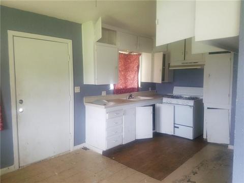 1200 N Thomas St, Altus, OK 73521 photo 4