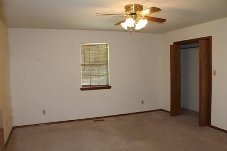 108 S Monroe St, Ada, OK 74820 photo 9
