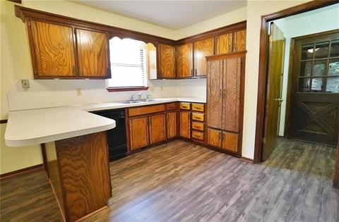 505 Boulder Ct, Norman, OK 73072 photo 4