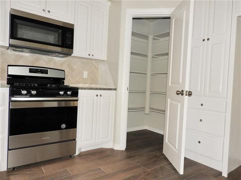 432 Fallview Ct, Edmond, OK 73034 photo 8