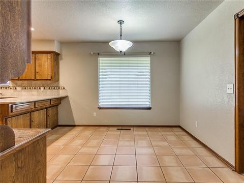 4512 Skytrail Ct, Yukon, OK 73099 photo 12