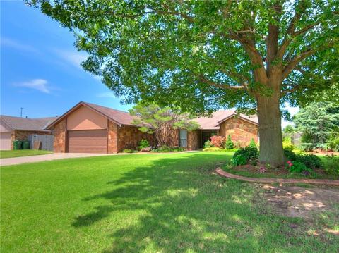 4512 Skytrail Ct, Yukon, OK 73099 photo 3