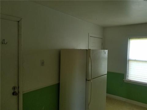 1015 E Sycamore Ave, Altus, OK 73521 photo 7