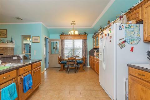 604 Elder Ln, Mustang, OK 73064 photo 13
