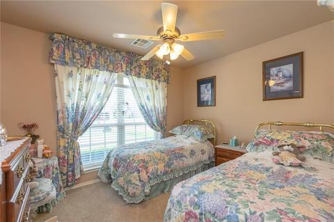 604 Elder Ln, Mustang, OK 73064 photo 23
