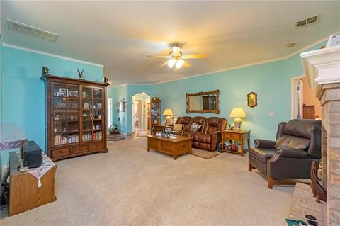 604 Elder Ln, Mustang, OK 73064 photo 8