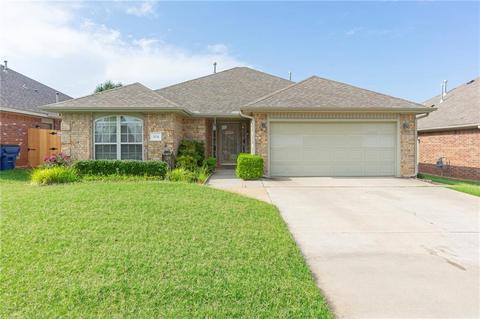 604 Elder Ln, Mustang, OK 73064 photo 1