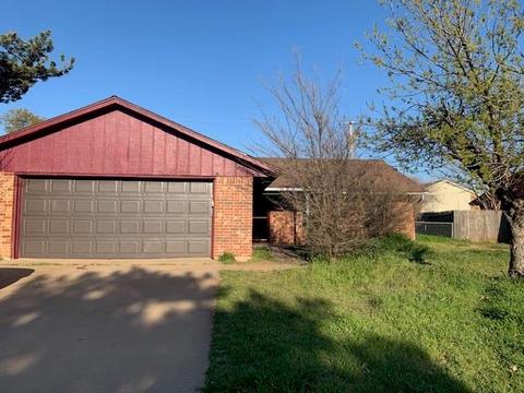 1316 Inis St, Altus, OK 73521 photo 1