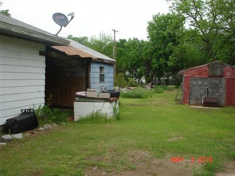 304 SE 2nd St, Tuttle, OK 73089 photo 12