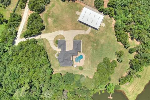 930 Eastlake Dr, Blanchard, OK 73010 photo 4