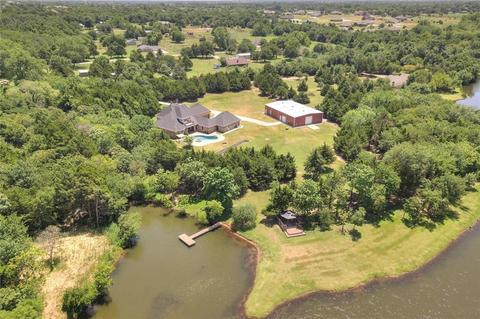 930 Eastlake Dr, Blanchard, OK 73010 photo 2