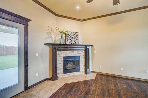 3020 Elmo Way, Moore, OK 73160 photo 8