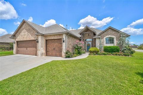 3020 Elmo Way, Moore, OK 73160 photo 1