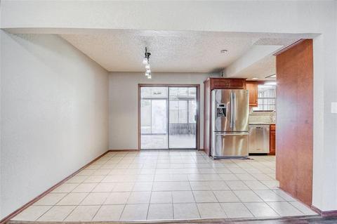 Undisclosed, Moore, OK 73160 photo 10