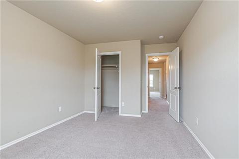 9613 Eli Dr, Moore, OK 73160 photo 4
