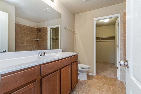 9613 Eli Dr, Moore, OK 73160 photo 17