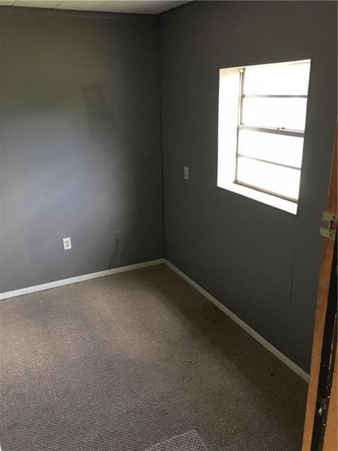 604 W Chris St, Altus, OK 73521 photo 6