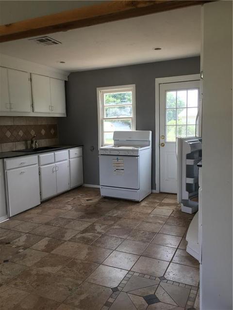 604 W Chris St, Altus, OK 73521 photo 11
