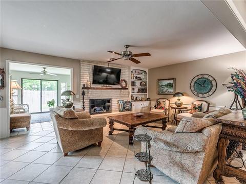 3732 N Riverside Dr, Bethany, OK 73008 photo 6