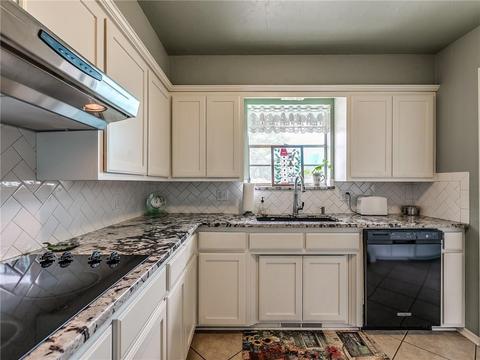 3732 N Riverside Dr, Bethany, OK 73008 photo 13