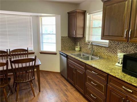 609 E Hill Dr, Guthrie, OK 73044 photo 4