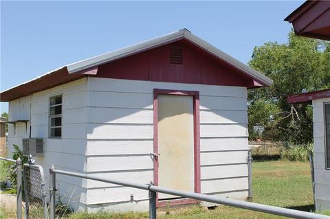 2508 8th St, Prague, OK 74864 photo 2
