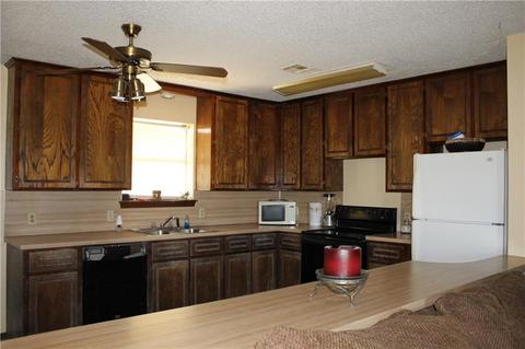 2508 8th St, Prague, OK 74864 photo 8