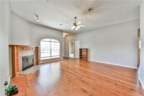 4020 W Queens Dr, Moore, OK 73160 photo 6