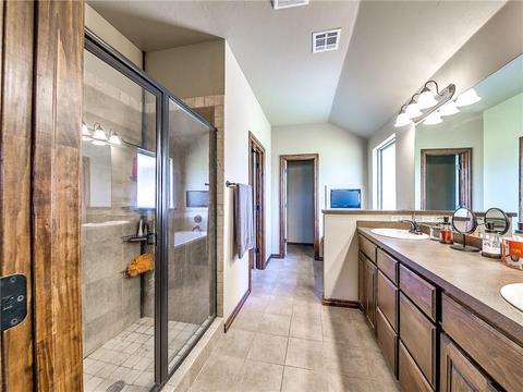 1608 Camelot St, Tuttle, OK 73089 photo 15