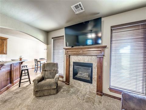 1608 Camelot St, Tuttle, OK 73089 photo 6