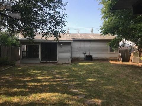 1028 E Wayne St, Shawnee, OK 74801 photo 8