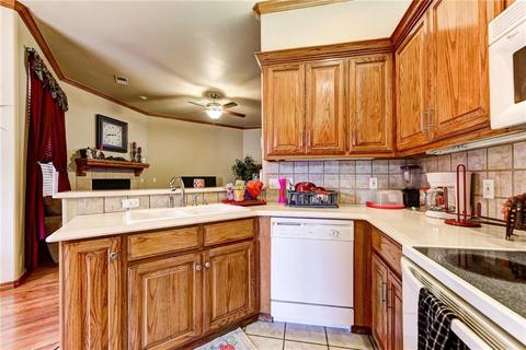 336 Falling Leaf Ter, Moore, OK 73160 photo 18